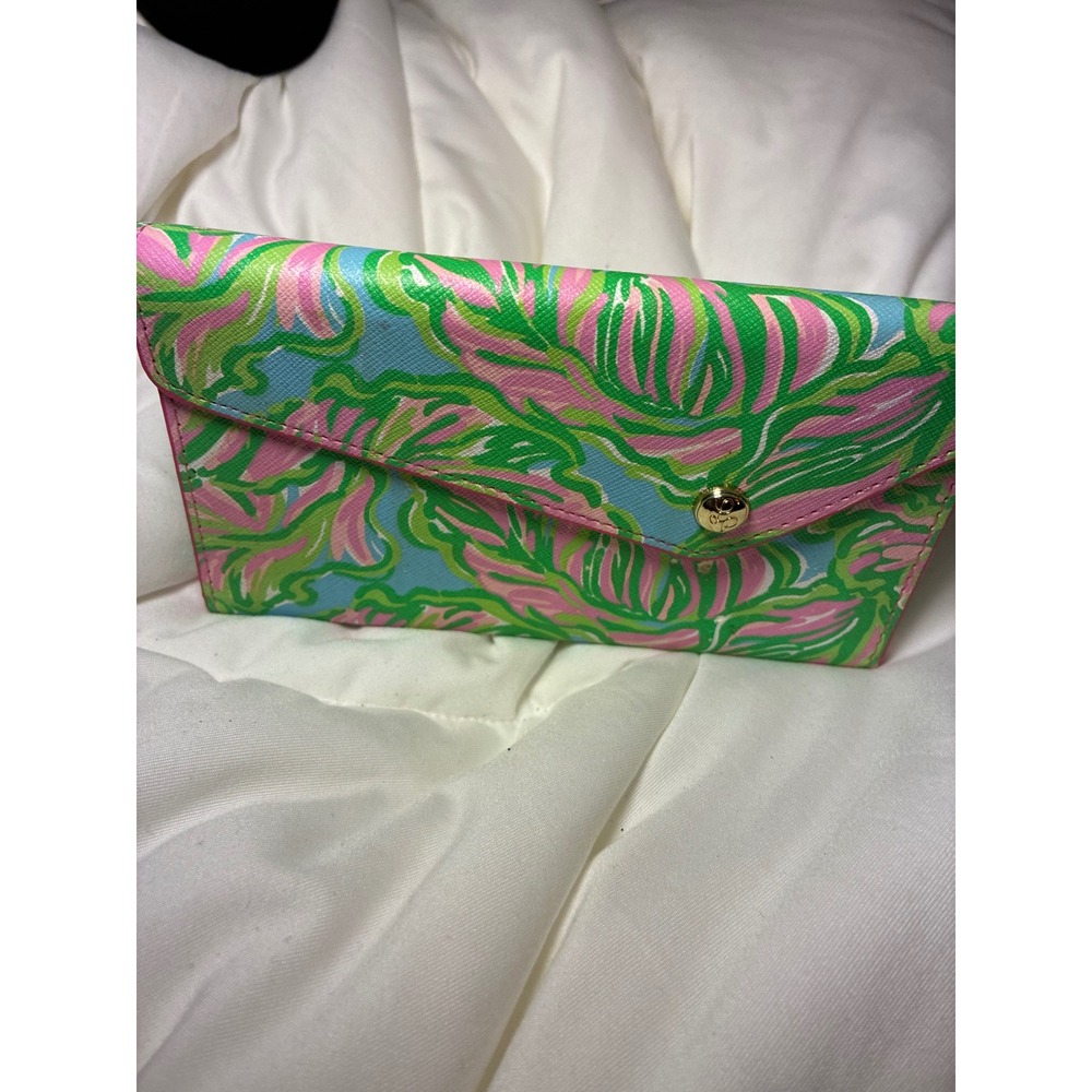 Lilly Pulitzer Tropical Floral Collapsible Eyeglass Case Pink Green Gold Lining